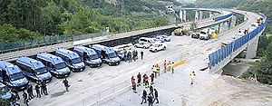 l'autostrada del Fréjus occupata dalla polizia