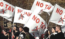 manifestanti No-Tav
