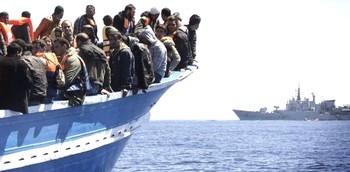 Migranti nel Mediterrano salvati dall'Italia